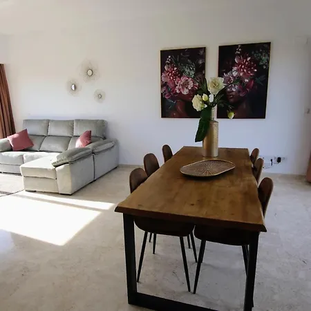 Apartment Tess Penthouse Deluxe Sol Andalusi