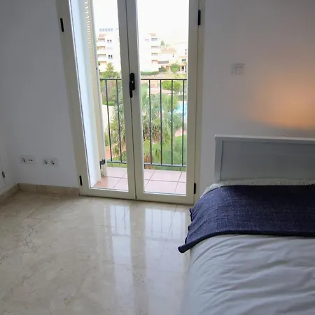Tess Penthouse Deluxe Sol Andalusi