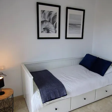 Tess Penthouse Deluxe Sol Andalusi Apartment *