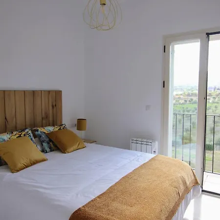 Tess Penthouse Deluxe Sol Andalusi *