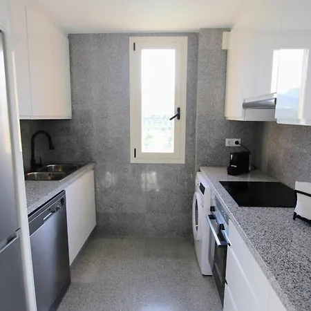Tess Penthouse Deluxe Sol Andalusi *